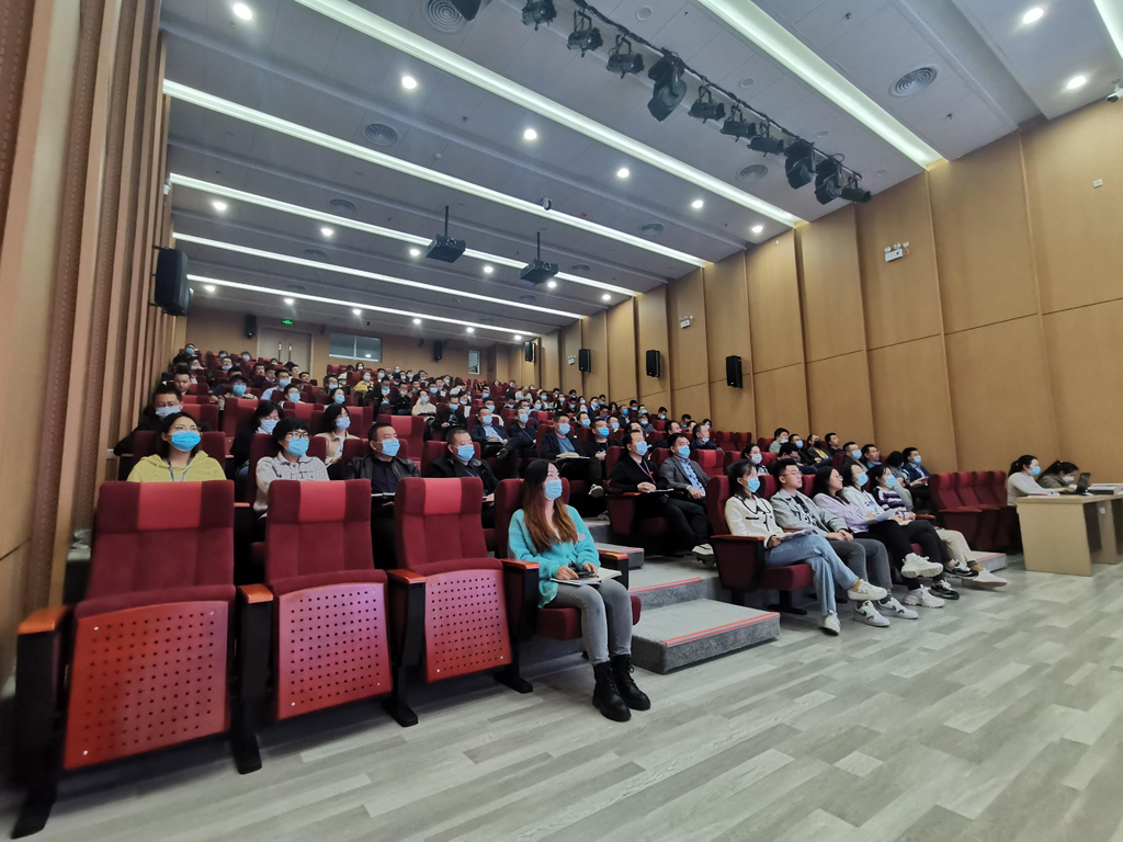 今年会微电开展ONE IT总体思想及“以客户为中心”四大内涵交流活动
